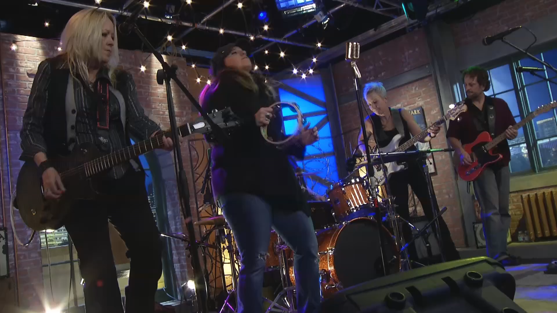 Thumbnail image for 2 Dog Tuesday - Denver Loft Sessions